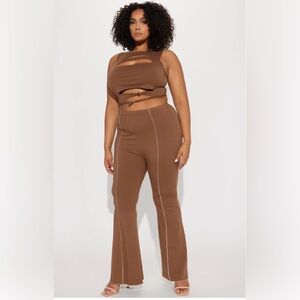 Fashion Nova 2-Piece Set Size 1-XL (Cart I-104)